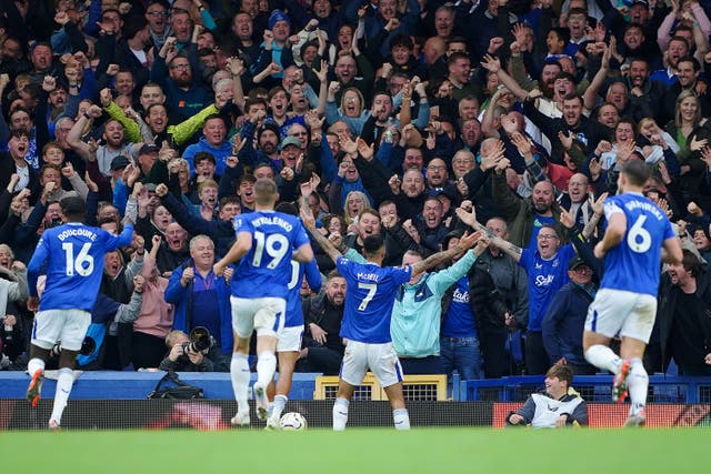 Everton’s Dwight McNeil (centre) celebrates scoring their side’s second goal of the game during the Premier League match at Goodison Park, Liverpool. Picture date: Saturday September 28, 2024.