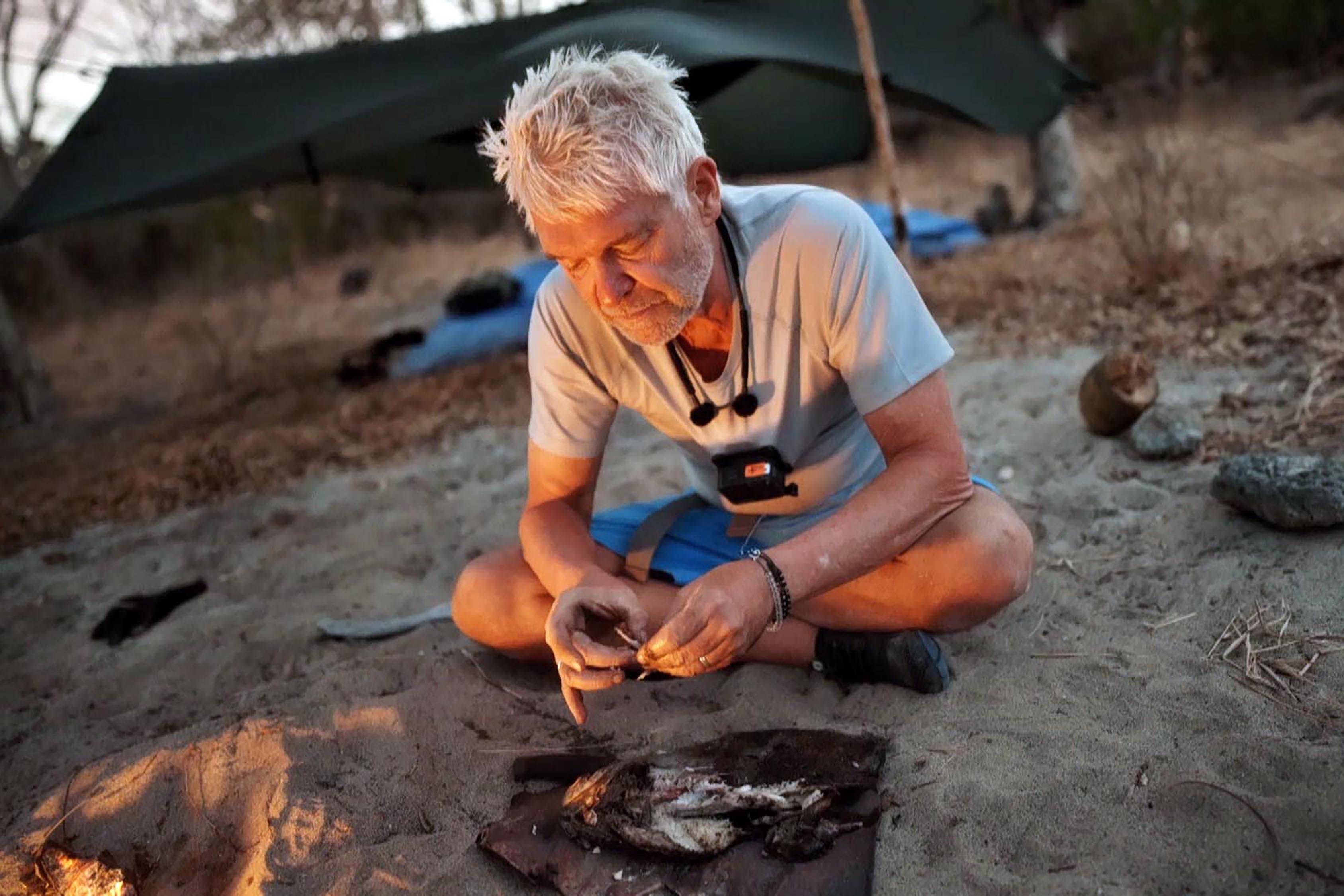 Phillip Schofield voltou às telas de TV com Cast Away