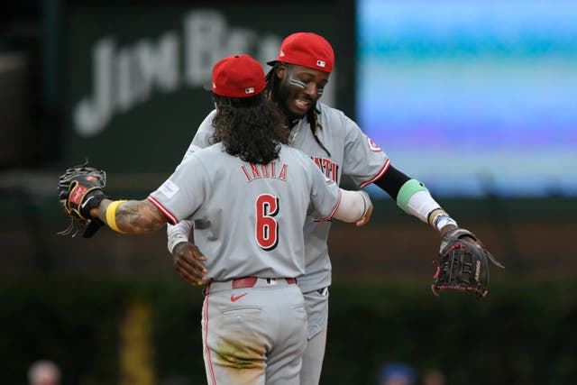 ROJOS CACHORROS