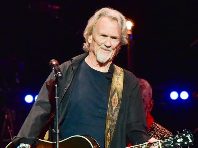 <p>Kris Kristofferson performs in Los Angeles on 7 November 2018 </p>