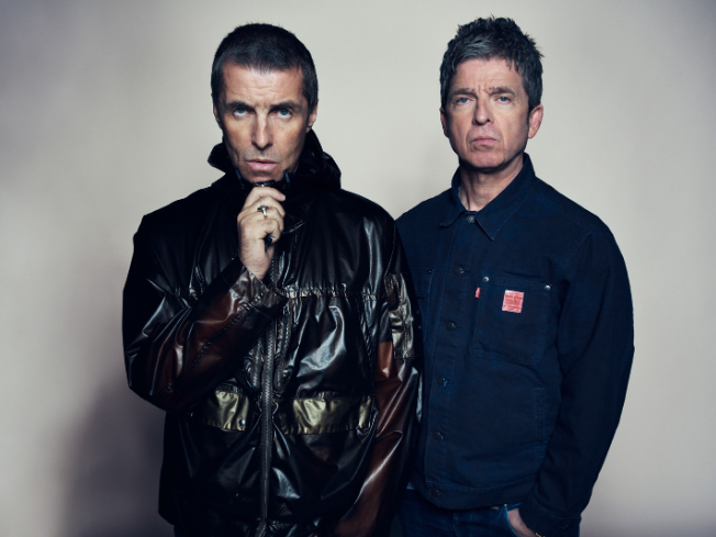 I fratelli Noel e Liam Gallagher si esibiranno di nuovo insieme l'anno prossimo