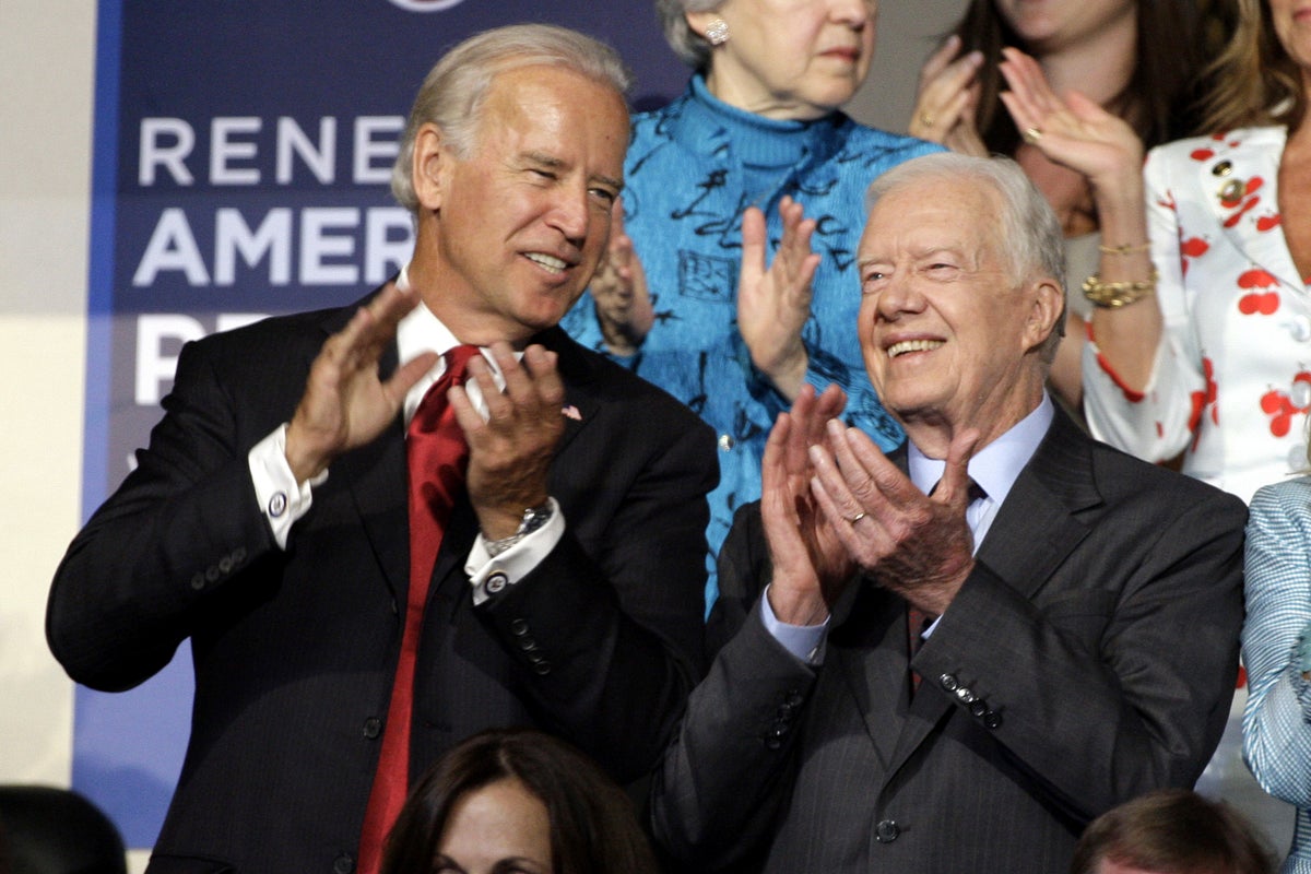 Chairs in viral photo of the Bidens and Carters auctioned for over $10k