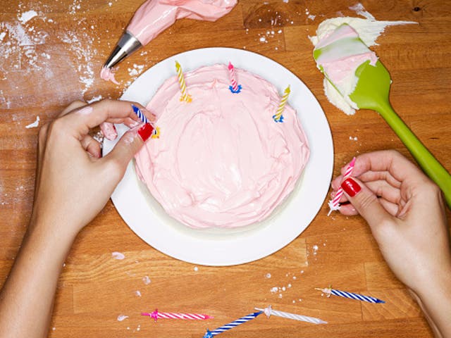 <p>Woman refuses to bake for husband after he complains about his homemade birthday cake</p>