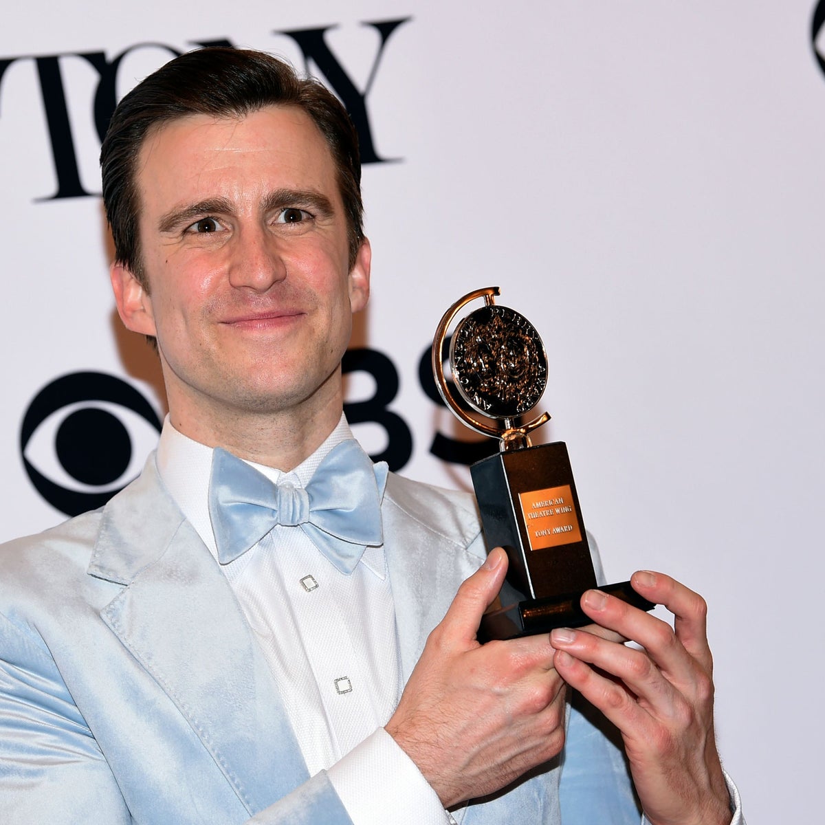 Gavin Creel: Bette Midler leads tributes after Broadway star dies aged 48 | The Independent Gavin Creel: Bette Midler leads tributes after Broadway star dies aged 48 | The Independent