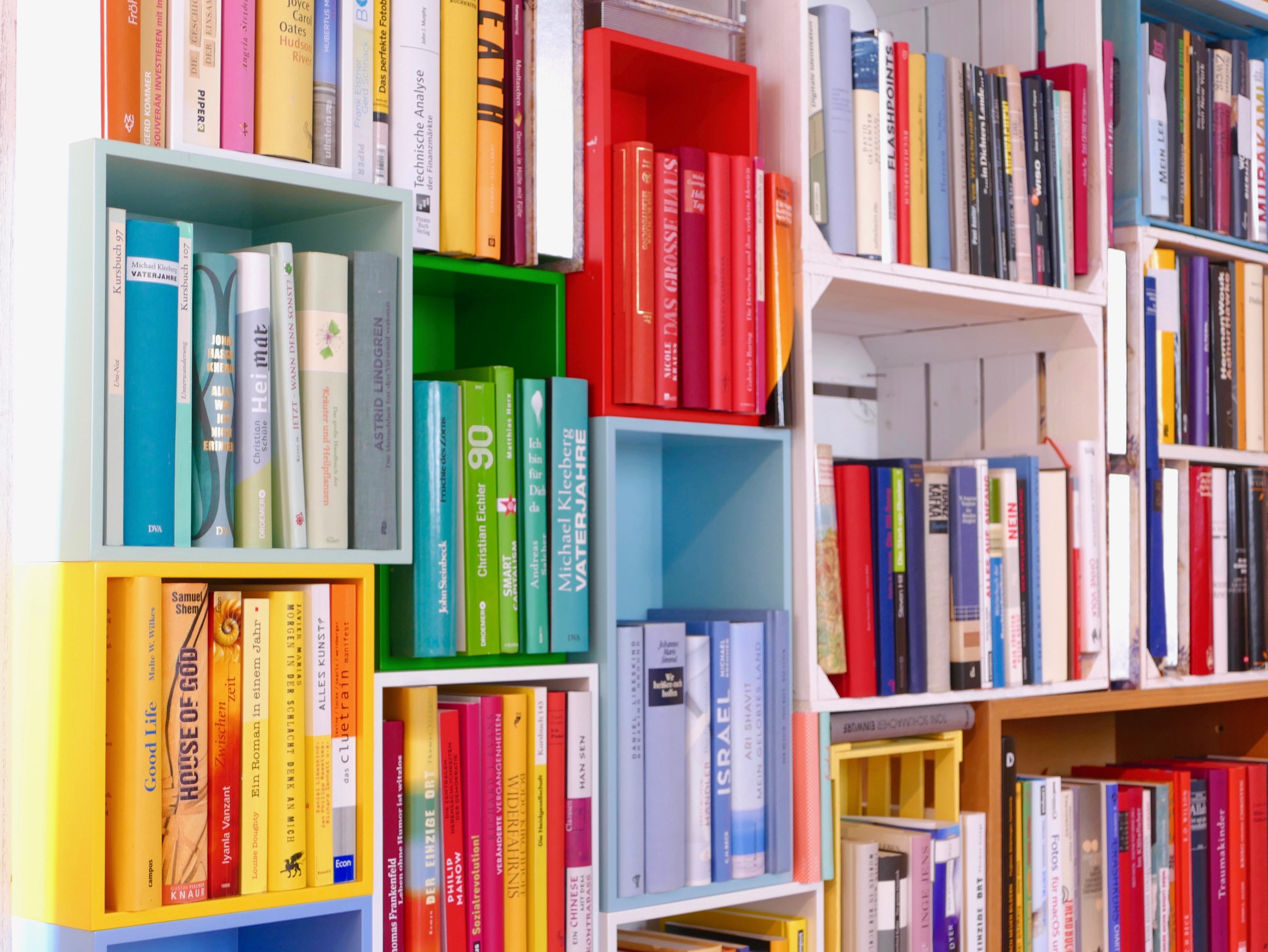 Colour-coding books has been a trend for over a decade