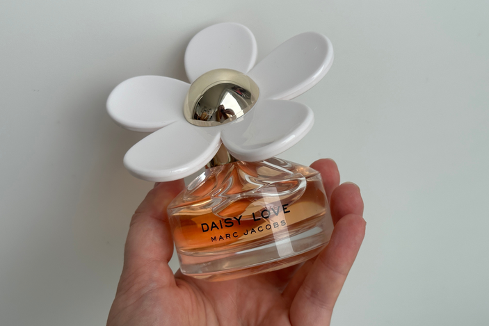 marc jacobs daisy perfumes review daisy love eau de toilette indybest