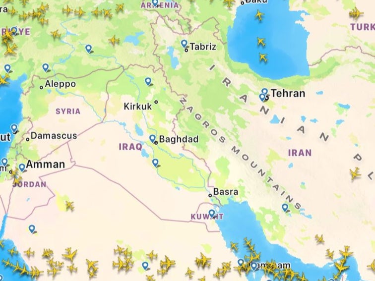 Empty quarter: Map showing international flights avoiding Iraqi and Iranian airspace on the evening of 1 October 2024