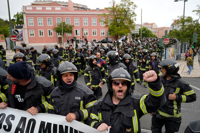 Portugal Firefighters Protest