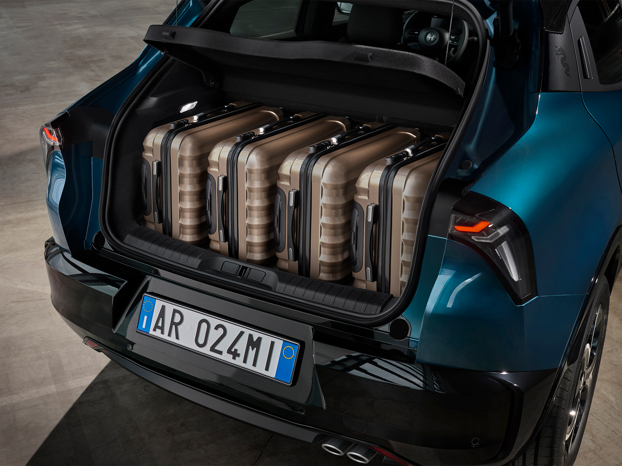The Alfa Romeo Junior also has a surprisingly large 400-litre boot.