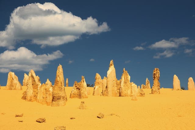 <p>Pináculos en el Parque Nacional de Nambung, Australia Occidental</p>