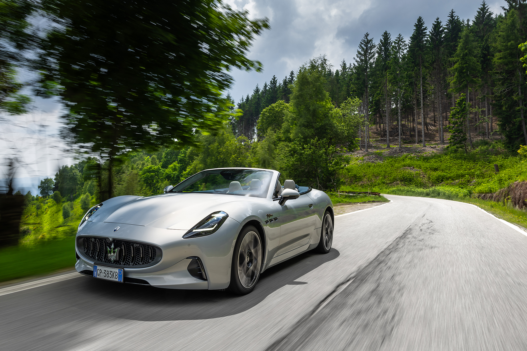 Our expert tester enjoyed the open-top electric luxury of the Maserati GranCabrio Folgore.