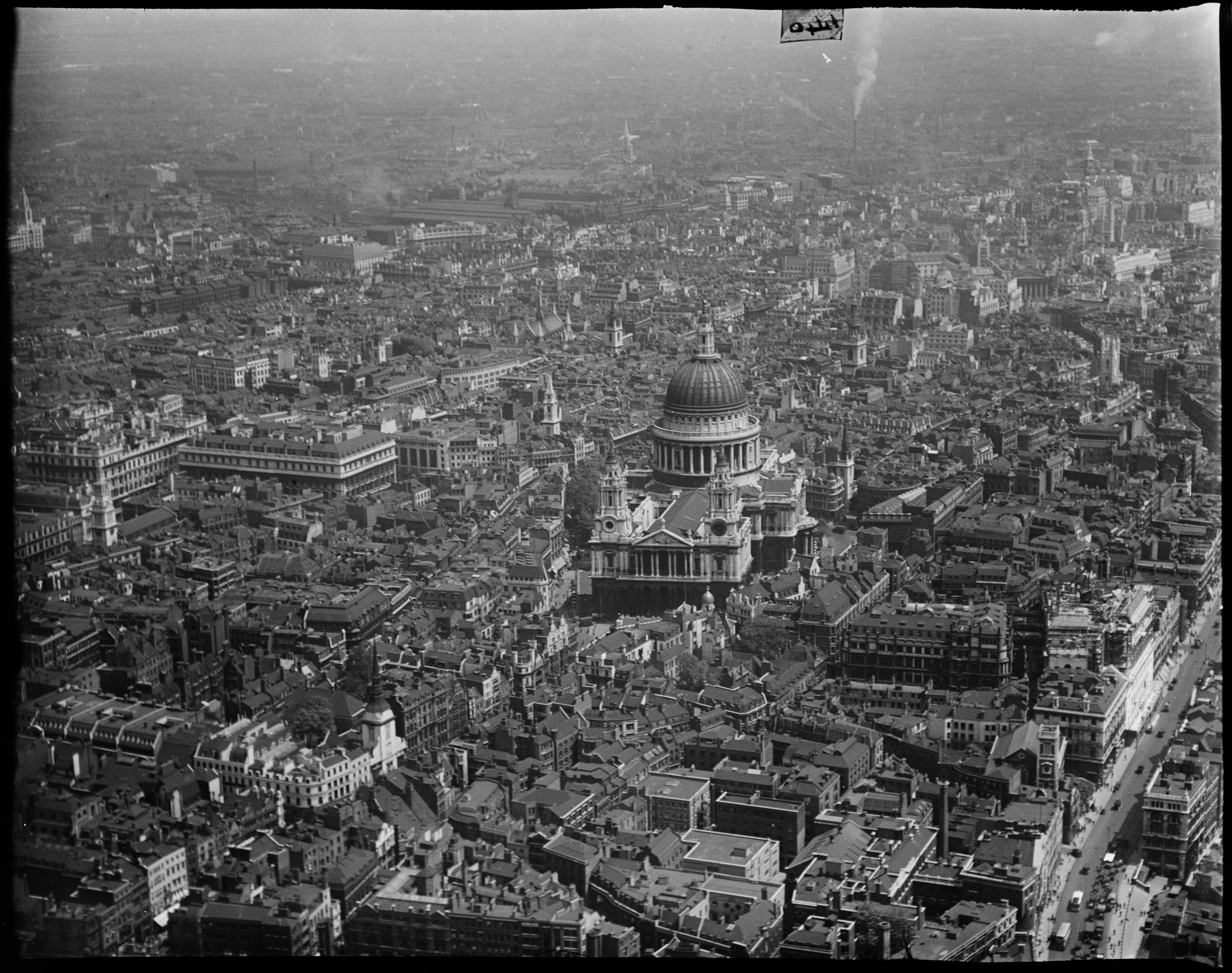 Hobart’s view of St Paul’s Cathedral from the west takes in the high-density cityscape of the City of London and out towards Spitalfields and beyond.