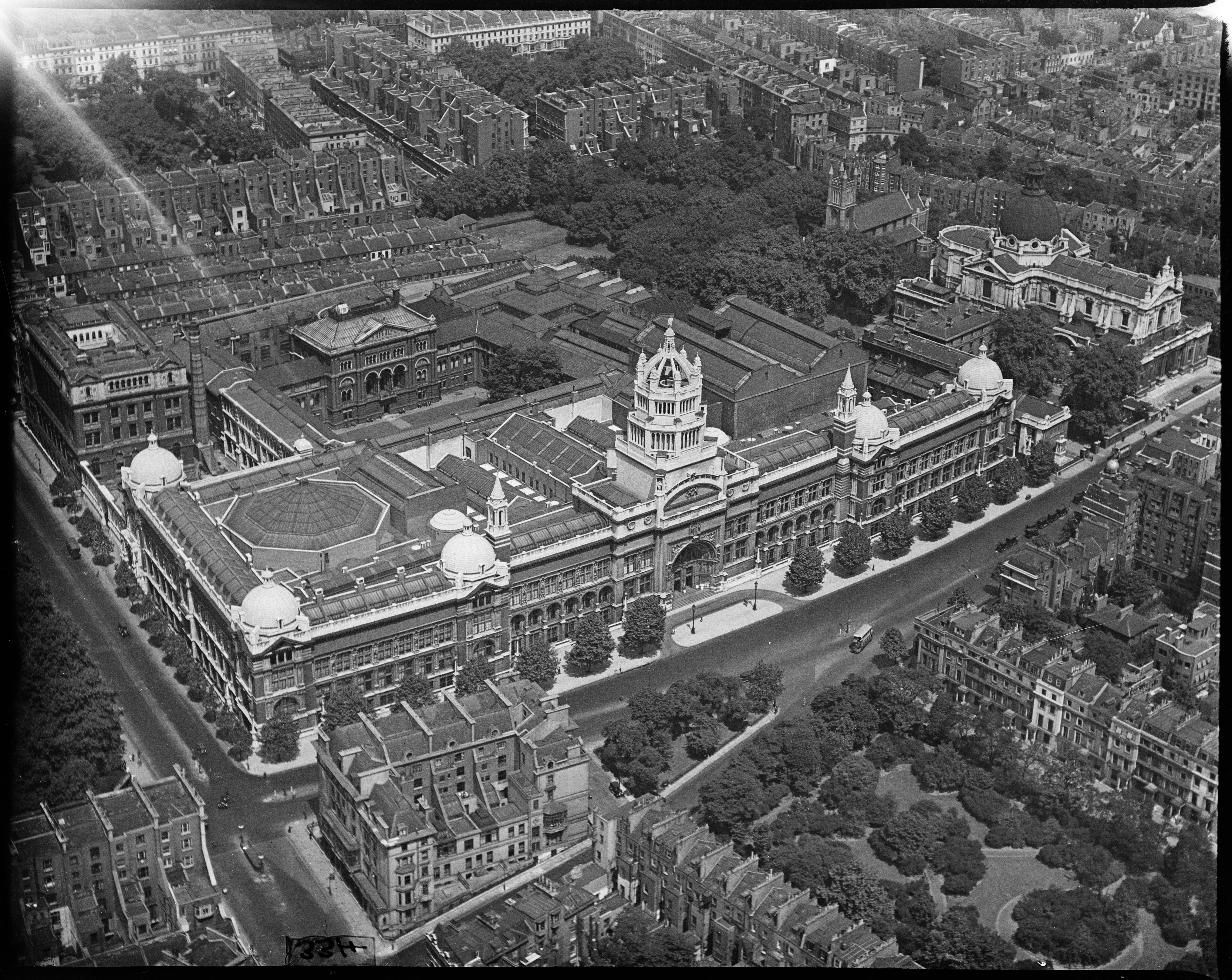 Victoria and Albert Museum, Westminster, Greater London, circa 1930s.