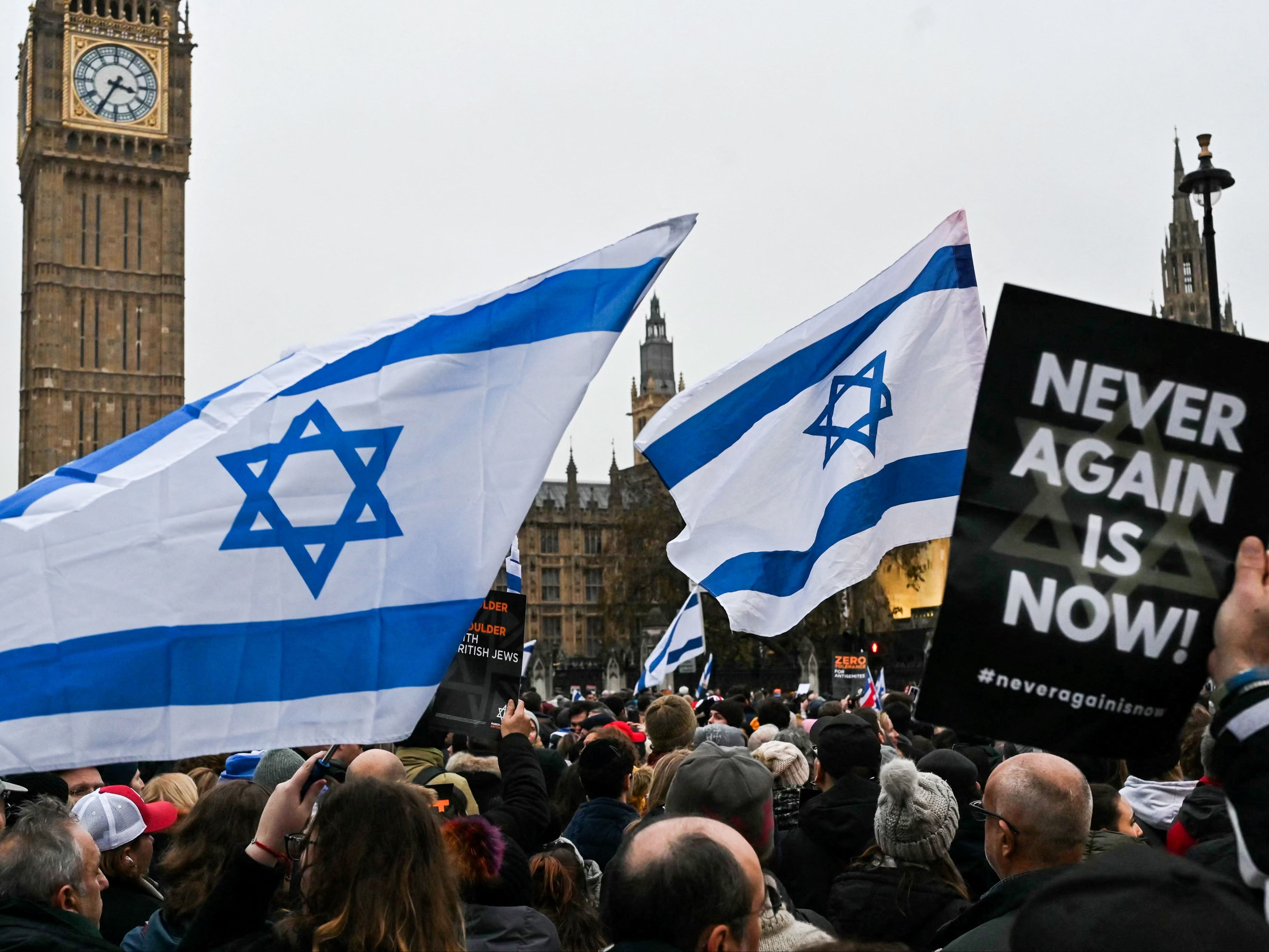<p>People march in London against antisemitism</p>