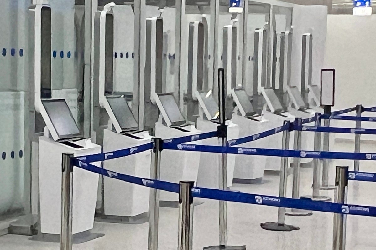 Transport minister raises EES fears with EU counterpart over border check delays