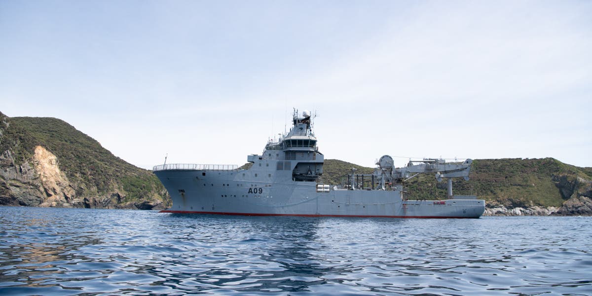 New Zealand naval ship catches fire and sinks off Samoa 