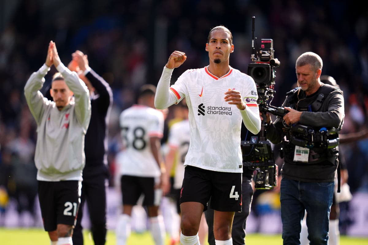 Virgil van Dijk wants Liverpool to &lsquo;compete until the final day&rsquo; in title bid