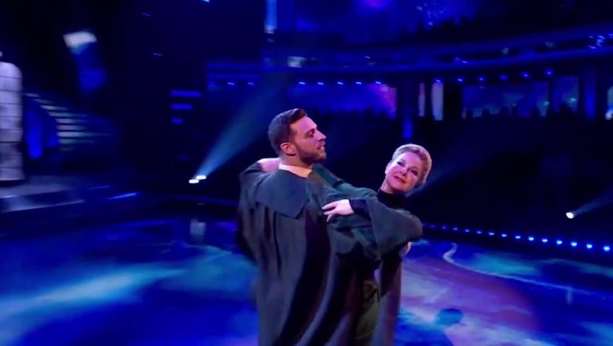 Watch: Sarah Hadland’s Harry Potter tribute to Maggie Smith on Strictly