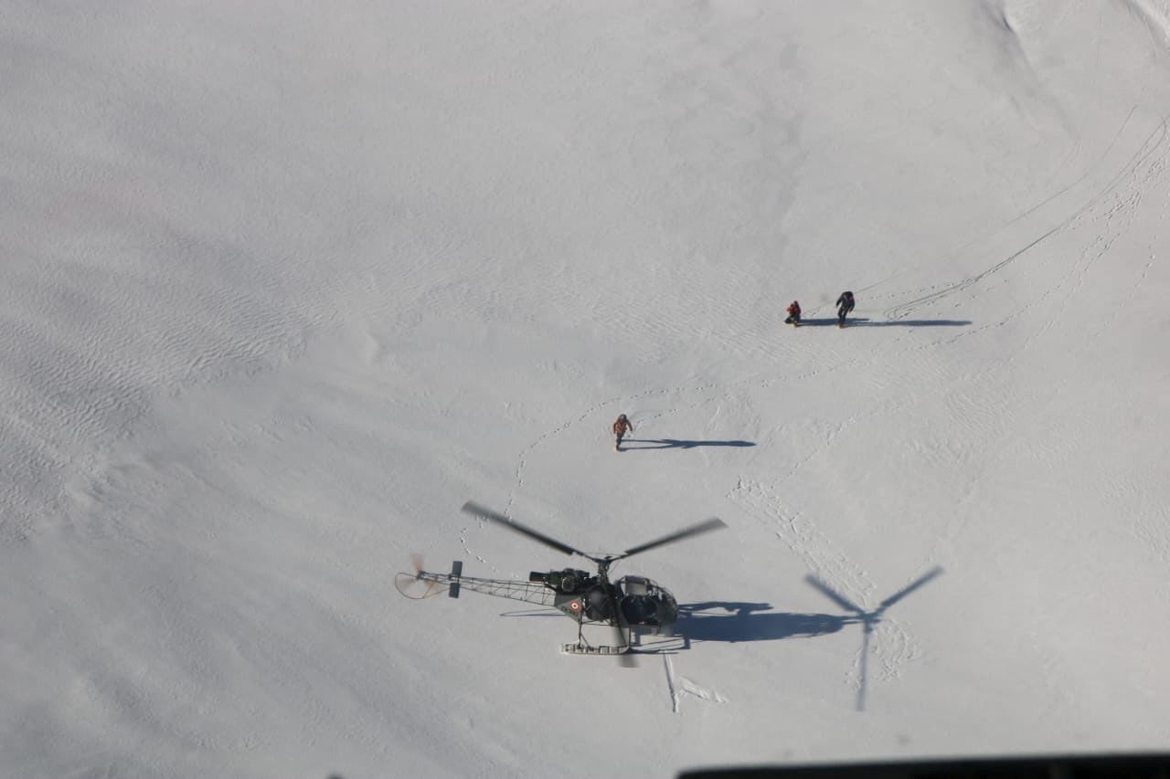 The Indian Air Force’s Cheetah chopper  airlifted the climbers from 17,400 feet