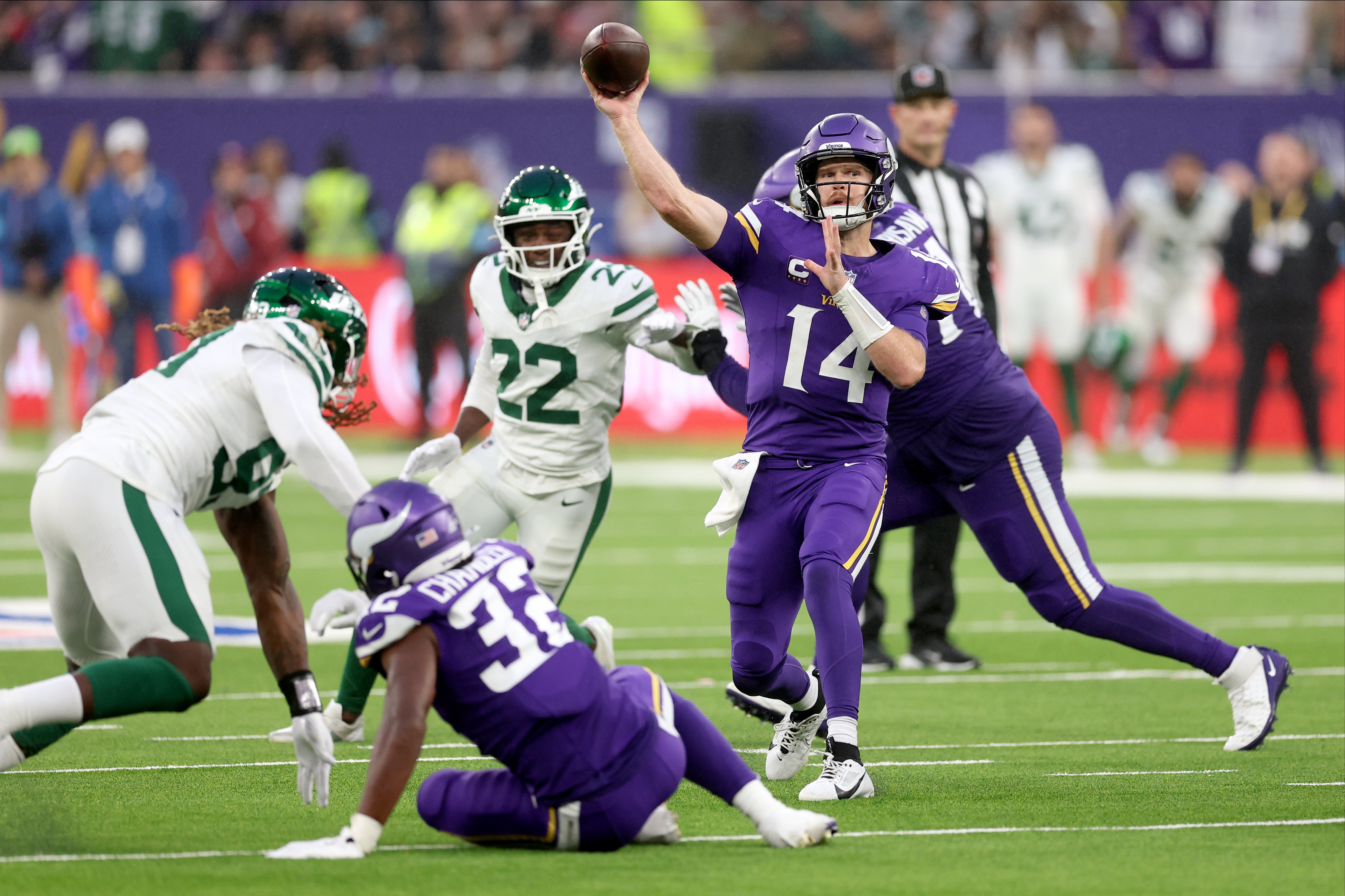 Sam Darnold led the Vikings to another victory