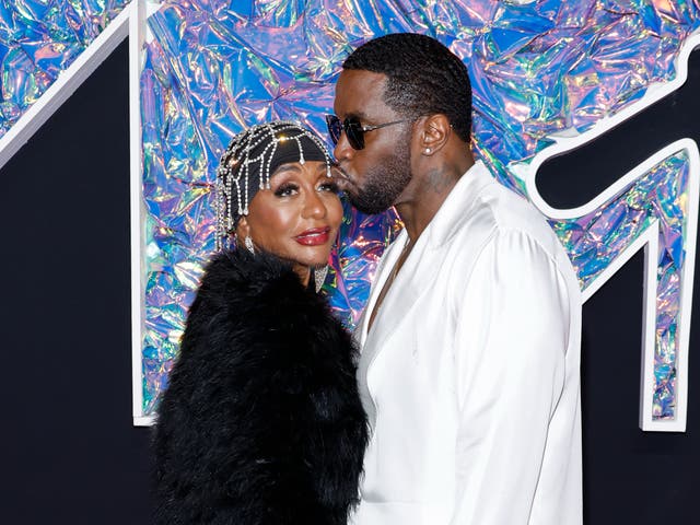 <p>Janice and Sean Combs</p>