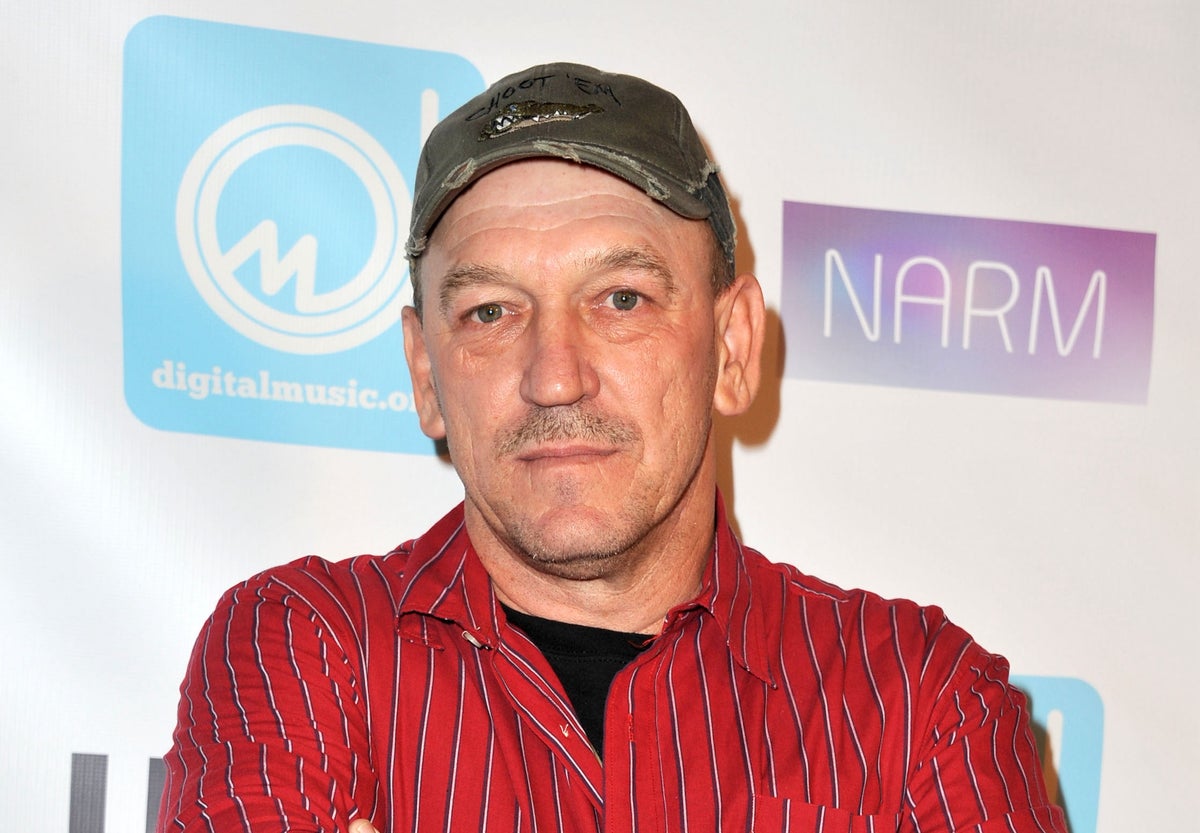 Swamp People star Troy Landry charged in alligator hunting sting operation | The Independent