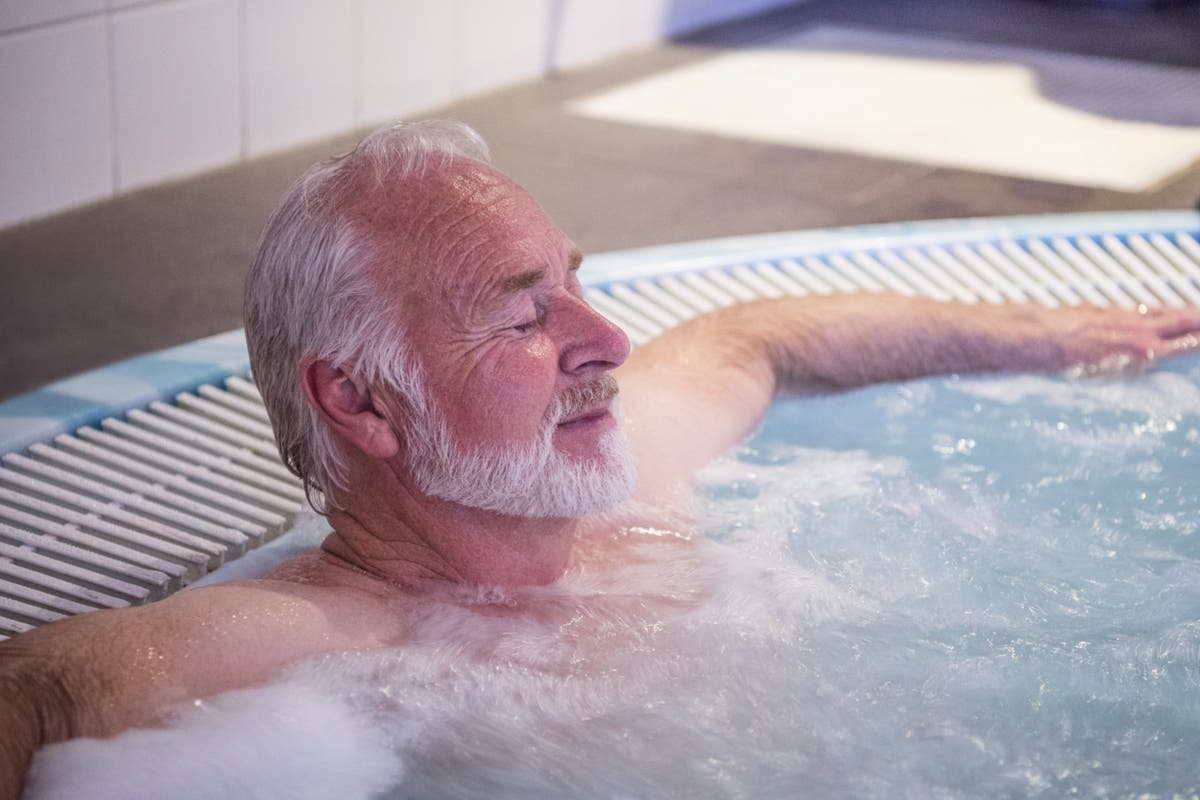 Scientists want volunteers to sit in hot tub every day for major health study – do you qualify?