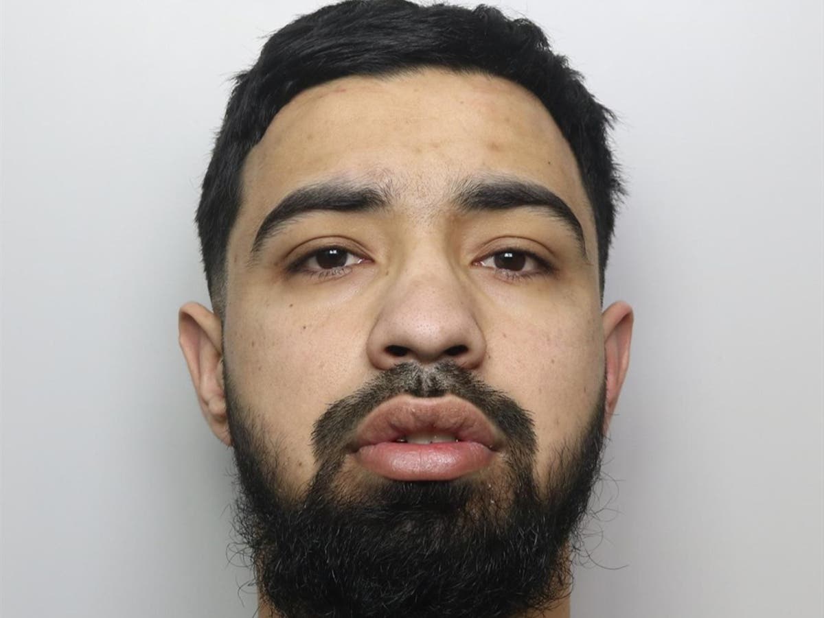 Range Rover driver murders cyclist over immigration probe at restaurant Range Rover driver murders cyclist over immigration probe at restaurant