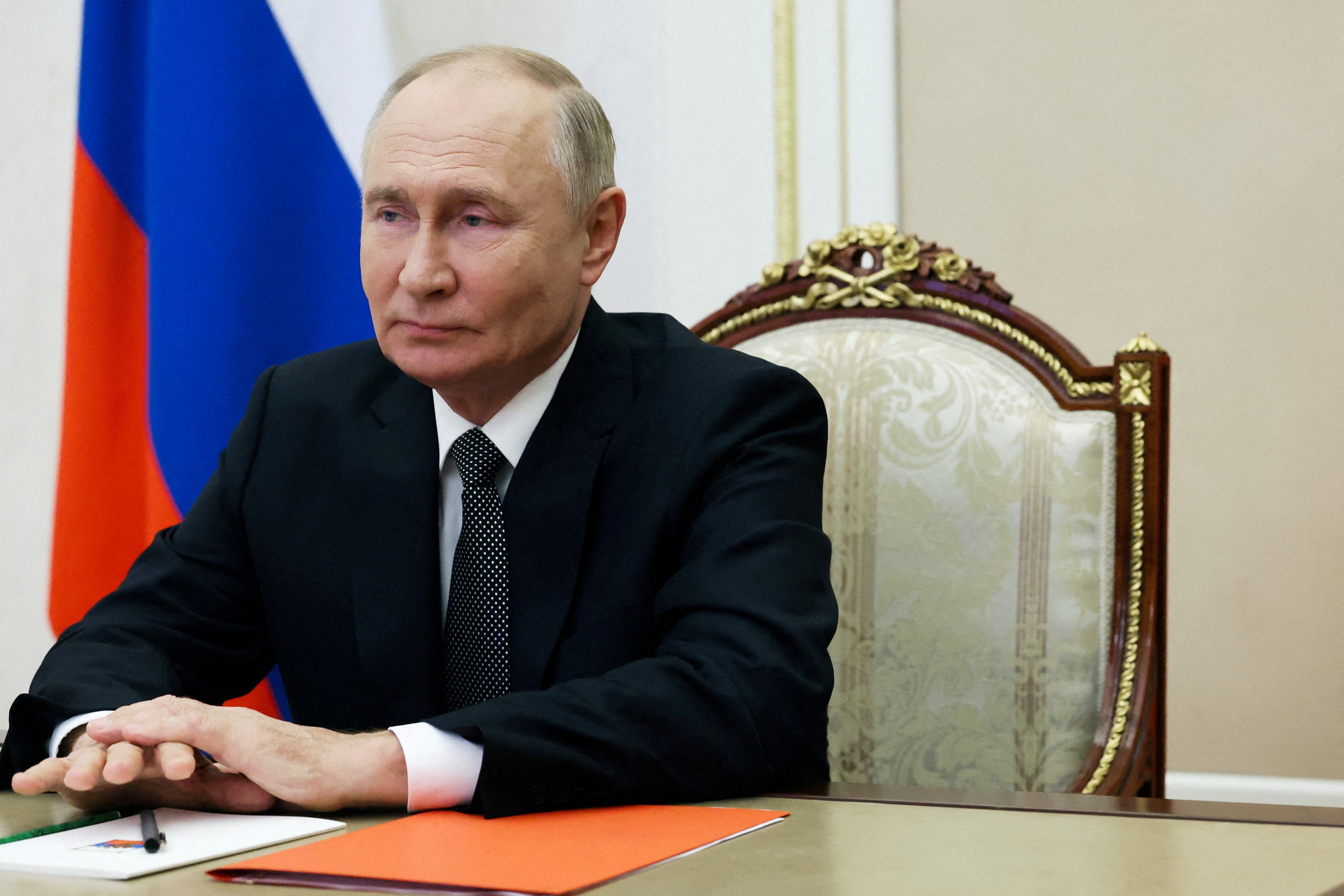 Wladimir Putin, der auf einem vom Kreml am 27. September zur Verfügung gestellten Foto zu sehen ist, hat Berichten zufolge mindestens sieben Mal mit Donald Trump gesprochen, seit der ehemalige Präsident das Weiße Haus verlassen hat.