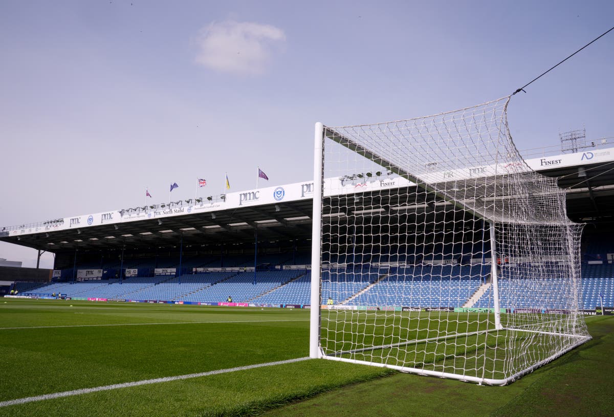 Alleged racist abuse at linesman stops play during Championship football match