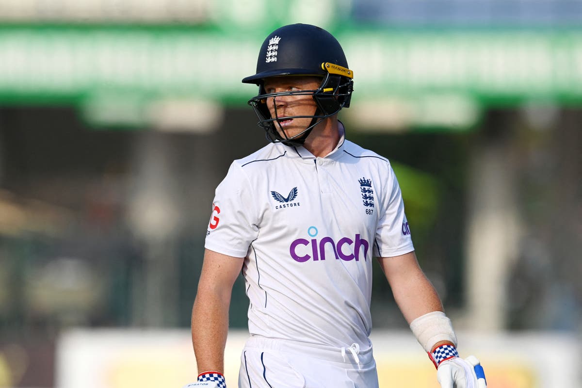 England suffer cruel twist of fate during Pakistan Test &ndash; &lsquo;You couldn&rsquo;t write it&rsquo;