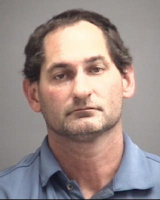 Husband beat his wife to death with a hammer after she filed for