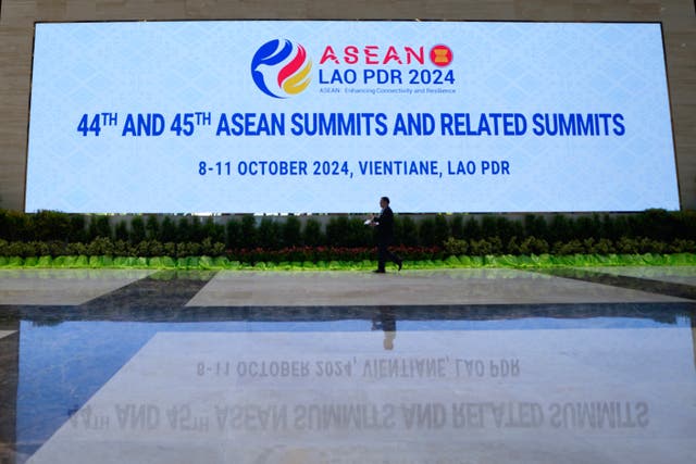 Laos ASEAN