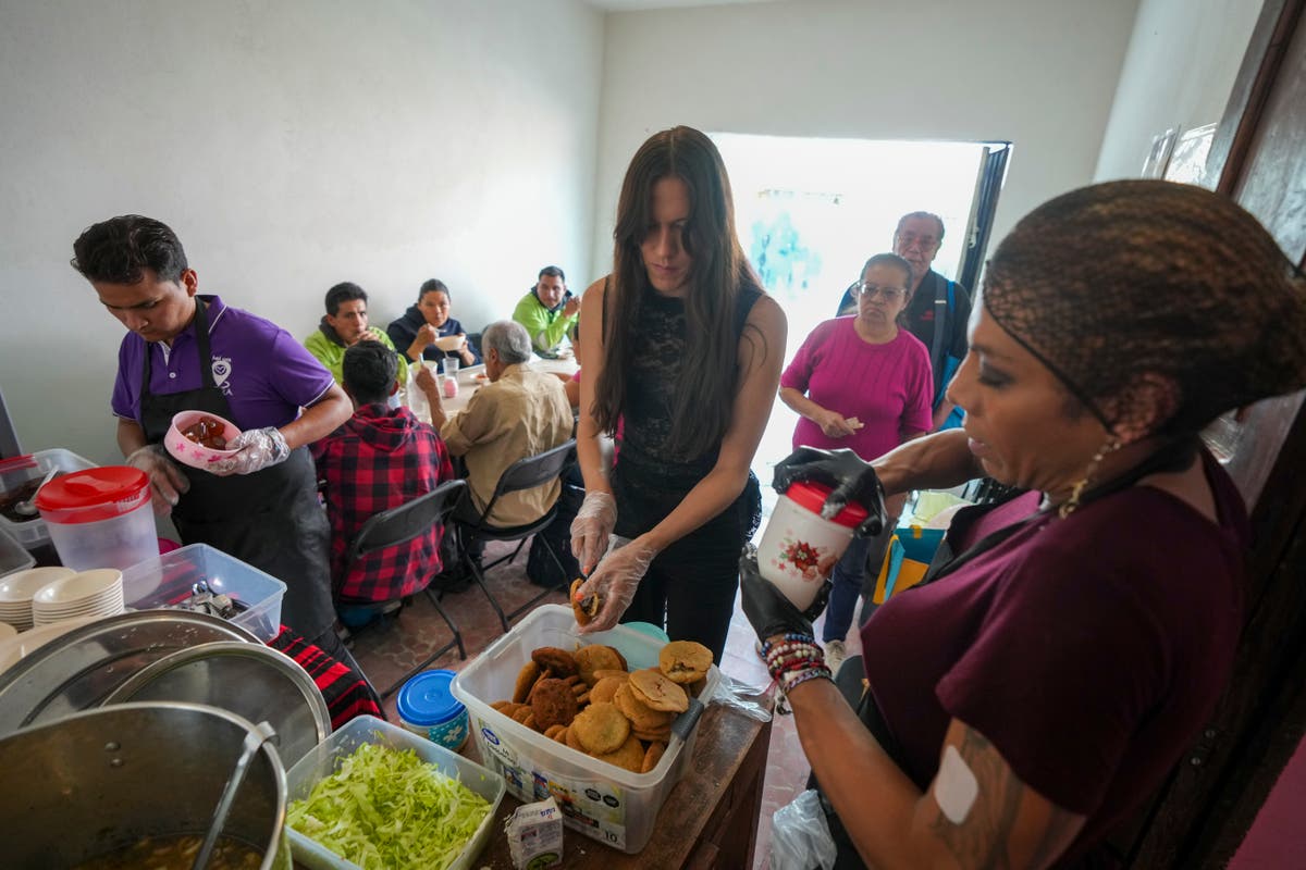 A kitchen staffed by trans women is a refuge for Mexico City’s LGBTQ+ community