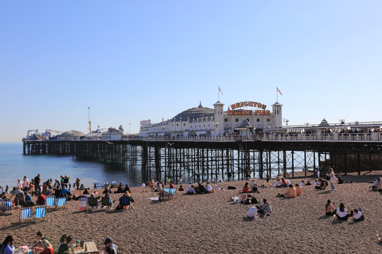 Brighton Palace Pier introduziu uma taxa de admissão de £ 1 este ano