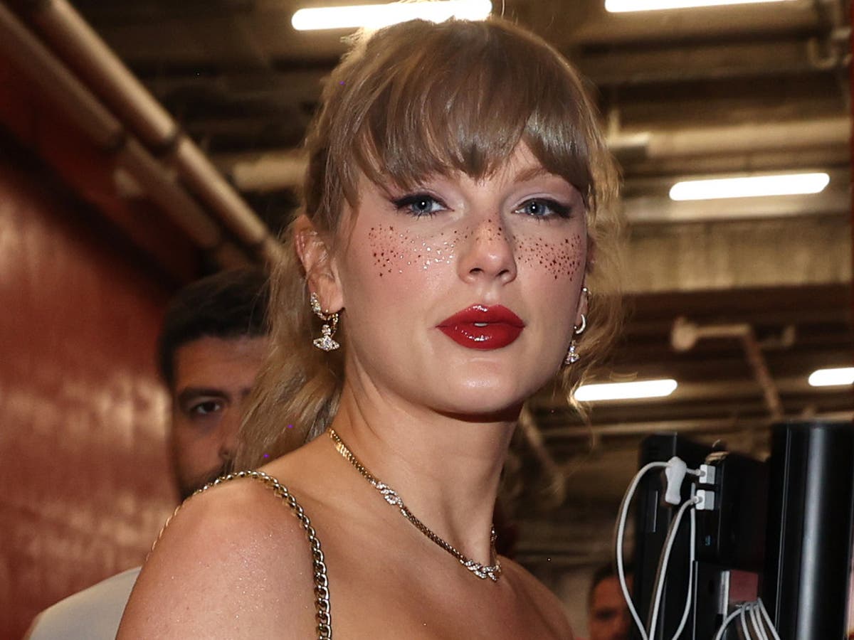 Fazit Beauty sales up by 2,500 percent after Taylor Swift wore brand’s glitter spray