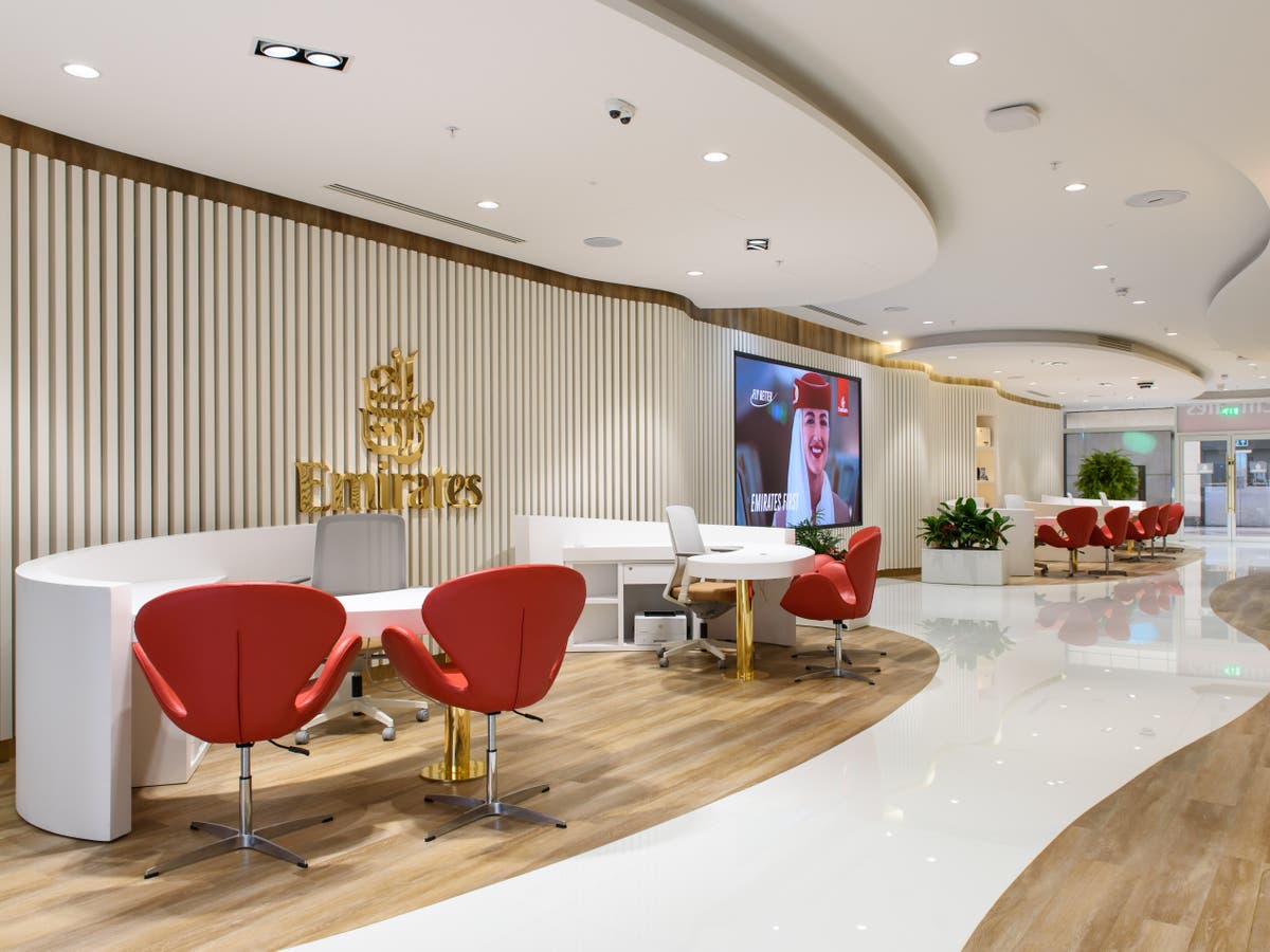 Airline city-centre ticket office comeback – Emirates opens fancy new store in London