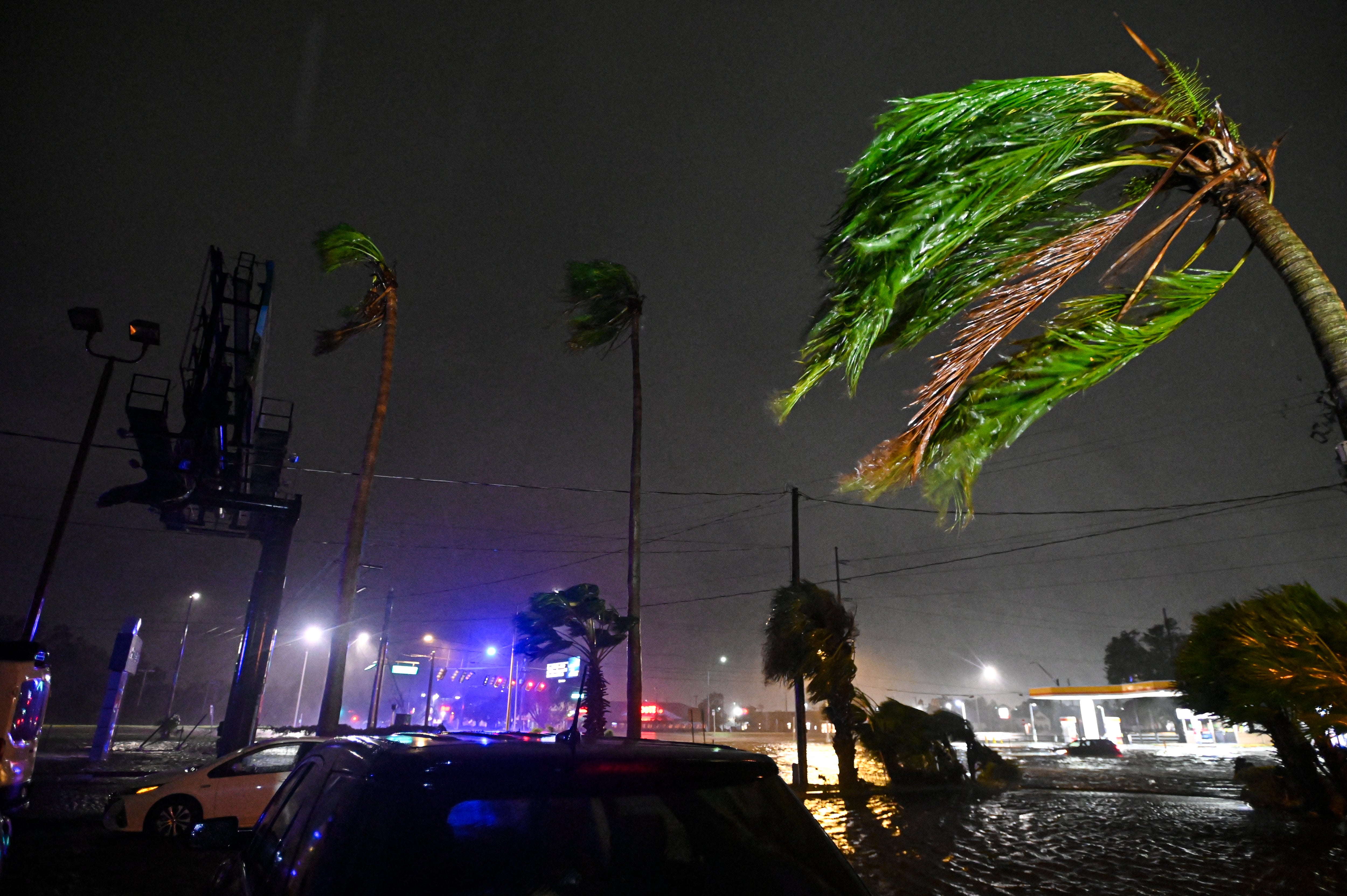 As the storm’s eye inched closer, more impacts were felt across the state. Palm trees bending in the wind after the hurricane made landfall in Brandon, Florida. Parts of Hillsborough County, including all mobile homes were under evacuation warnings. Many of the residents fled i the days before the storm, but not everyone