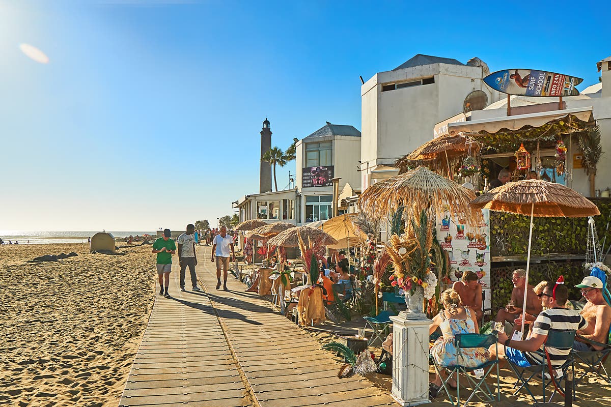 Holidaymakers warned over Canary Islands anti-tourism protests