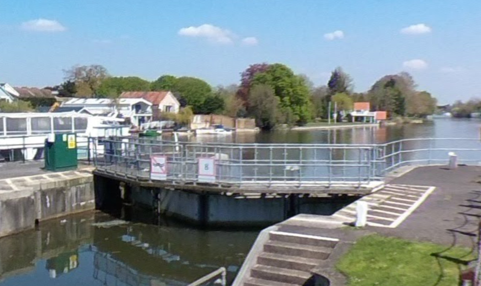 The boat is reported to have capsized near Sunbury Lock