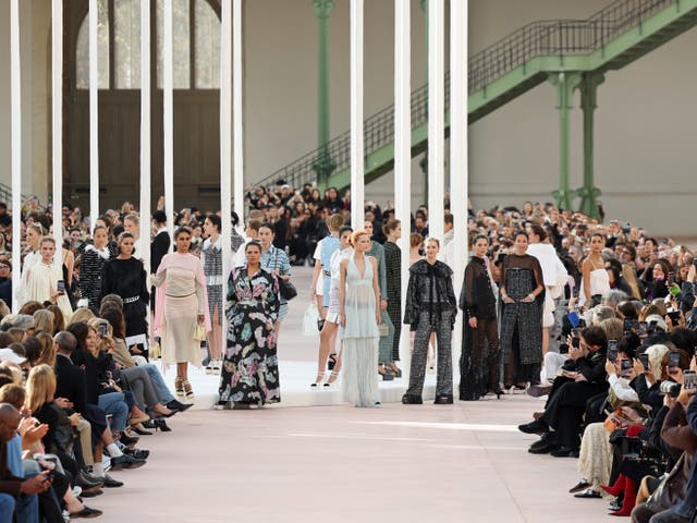 <p>Fashion experts found a size-inclusivity drop after the spring/summer 2025 showcases </p>
