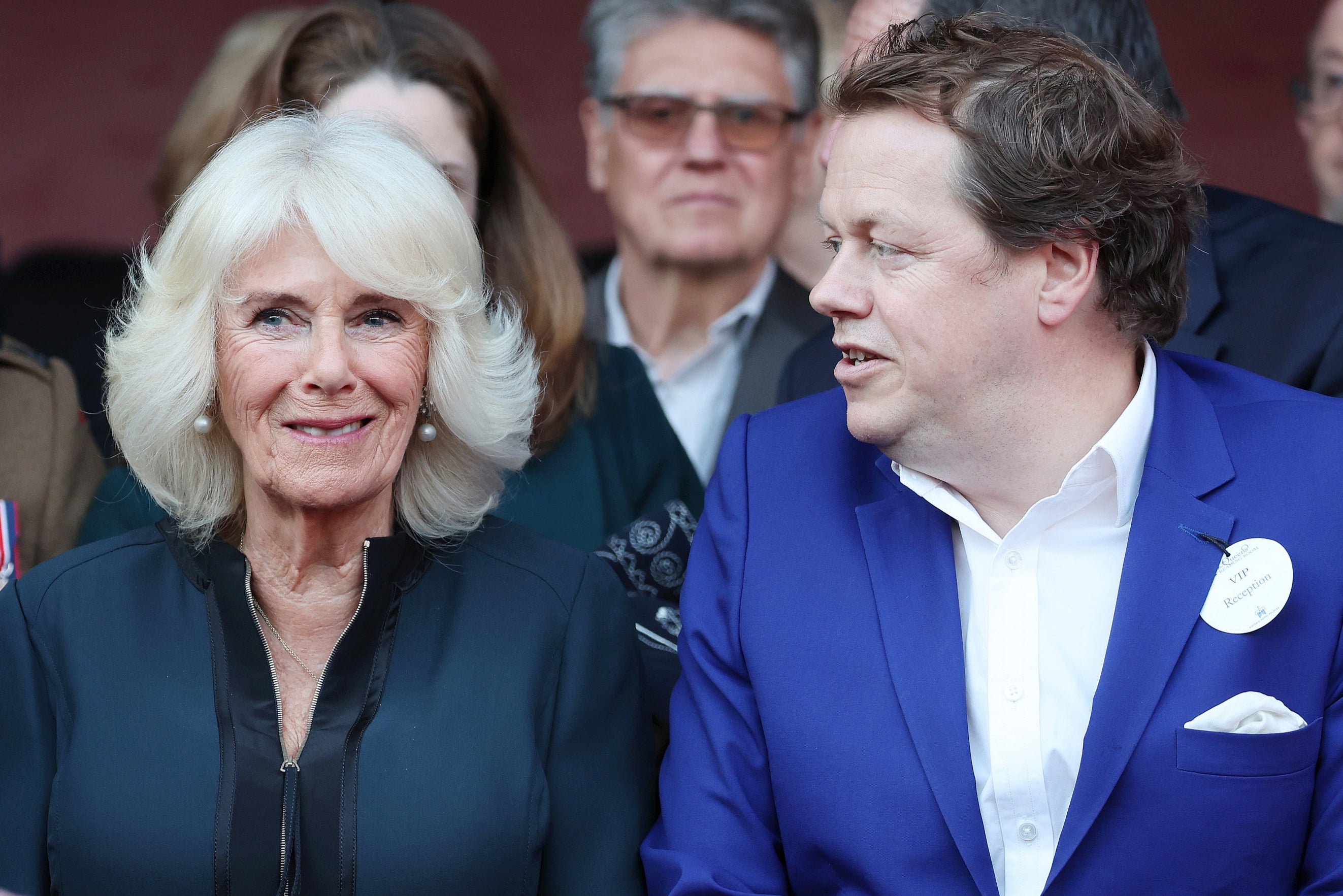 Apesar de ser o filho mais velho da Rainha Camilla, Parker Bowles considera o livro a primeira vez que usa suas conexões reais em sua carreira.