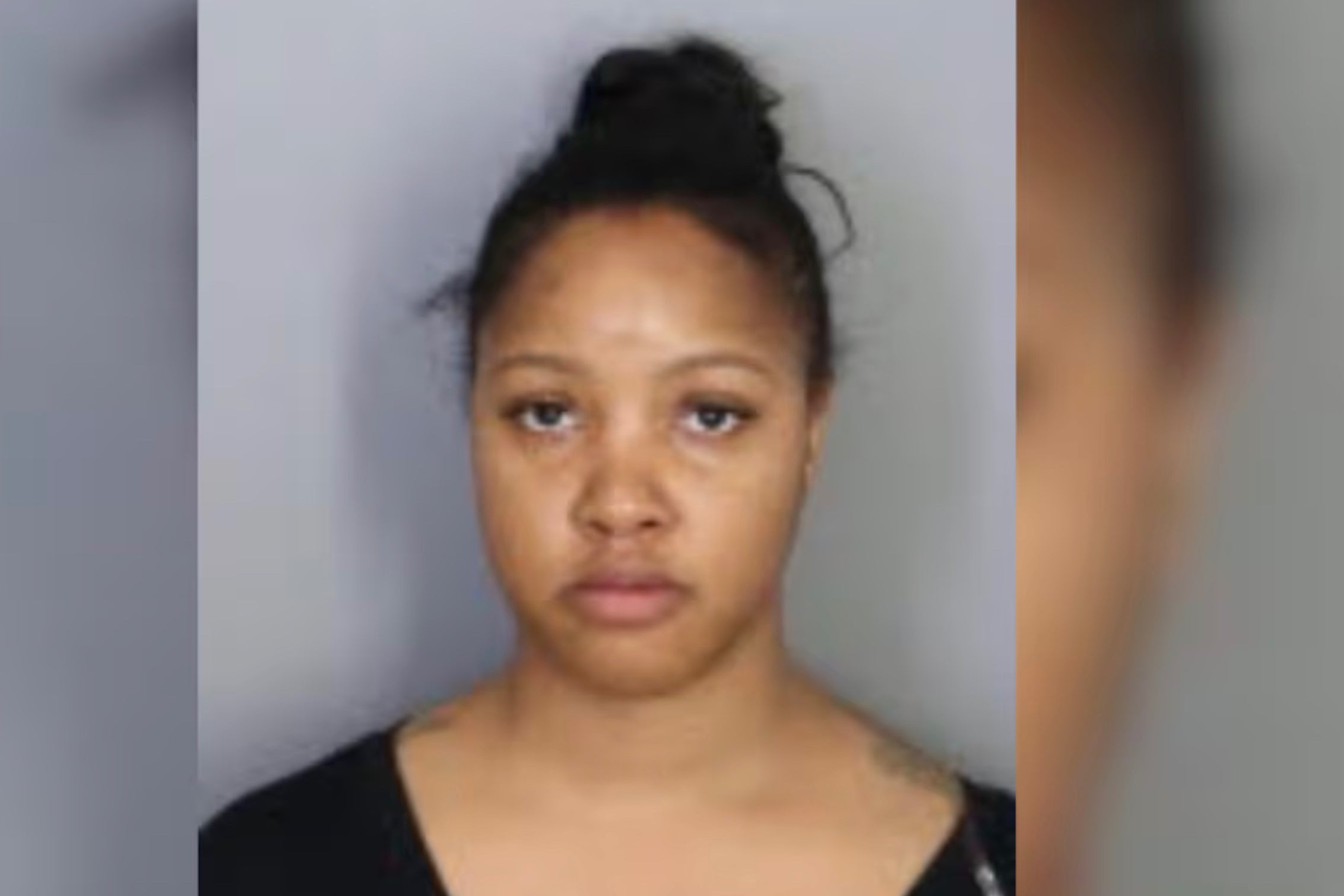 Mychelle Ray, a 31-year-old Memphis hairstylist, has been arrested after allegedly holding a customer hostage