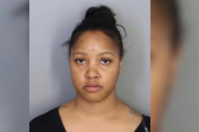 <p>Mychelle Ray, a 31-year-old Memphis hairstylist, has been arrested after allegedly holding a customer hostage</p>