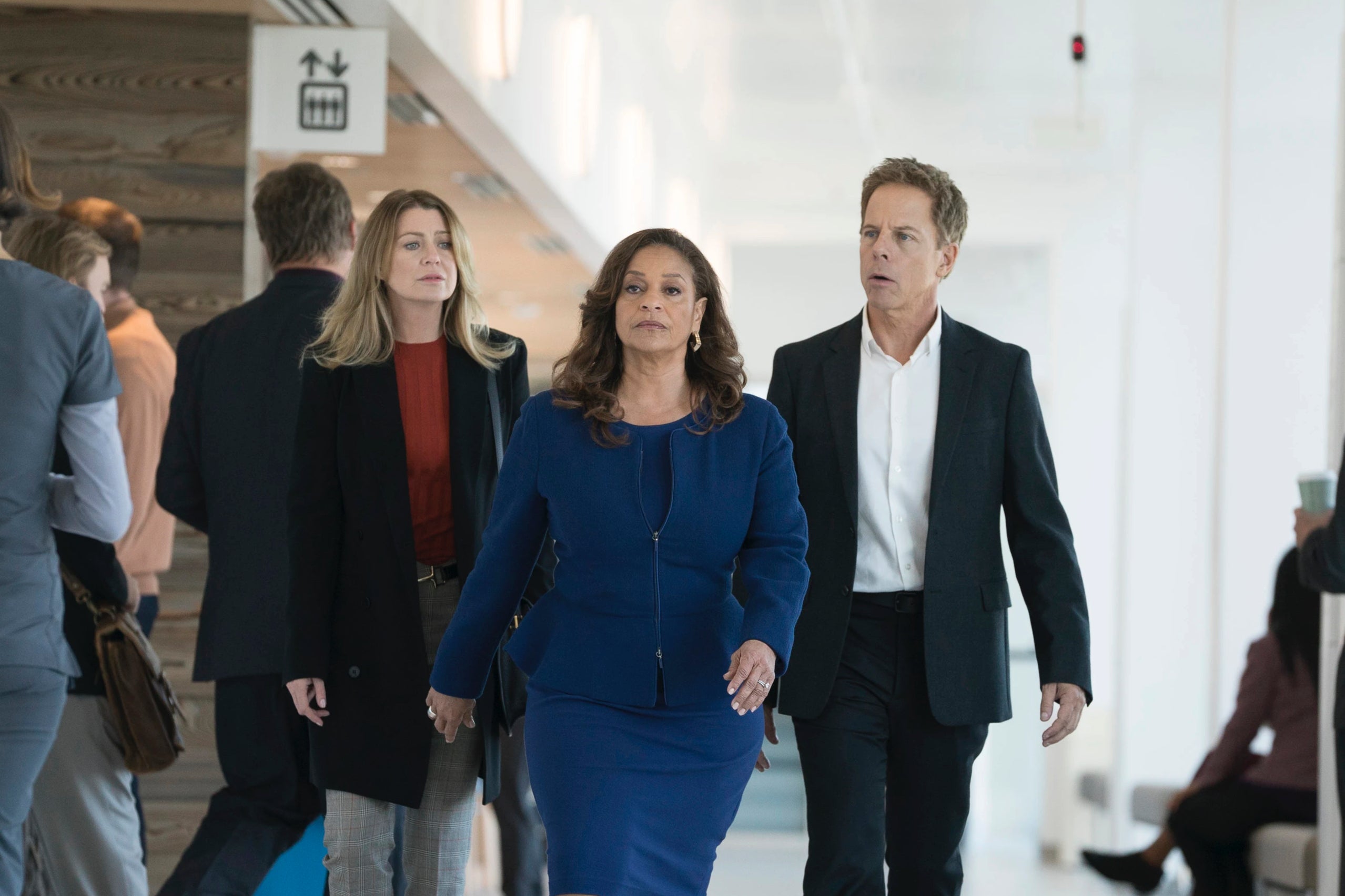 Based on a lie: Ellen Pompeo (left), Debbie Allen and Greg Germann in 2018’s ‘Grey’s Anatomy’ episode, ‘Anybody Have a Map?’