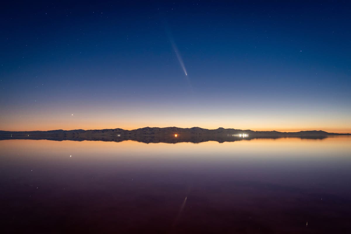 Comet A3: Astronomer says how to spot ‘comet of the century’ for final time in UK this week