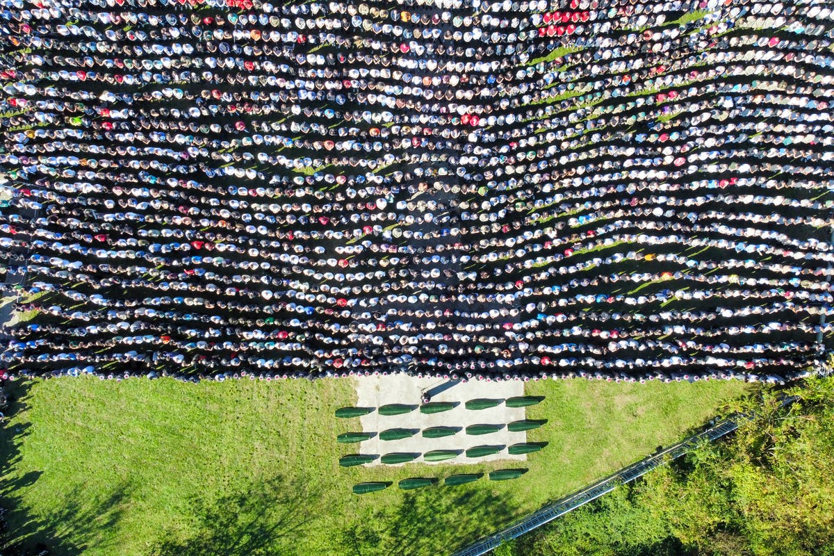Hundreds attend a funeral service in southern Bosnia for 19 killed in devastating floods Hundreds attend a funeral service in southern Bosnia for 19 killed in devastating floods