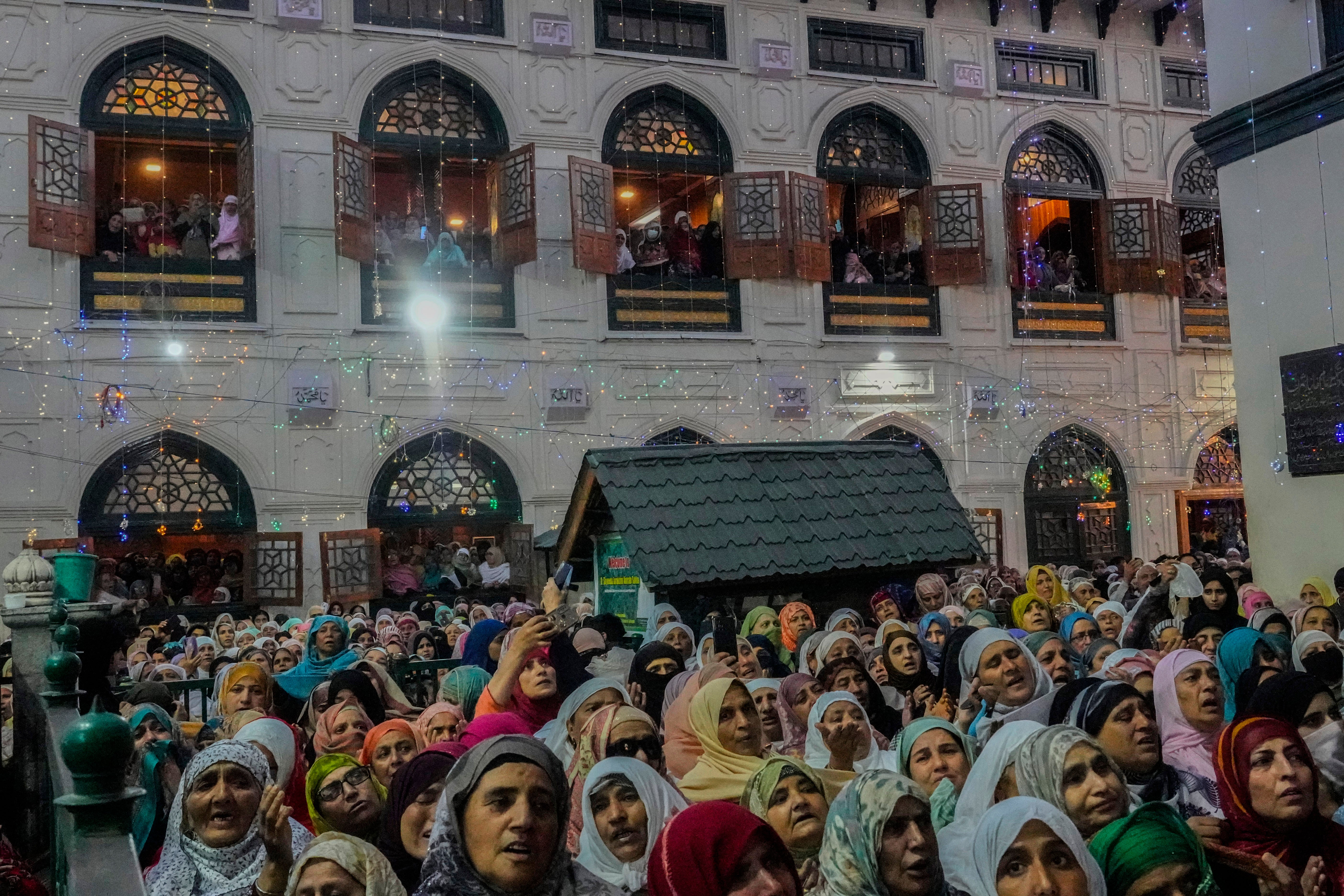 APTOPIX India Kashmir Festival