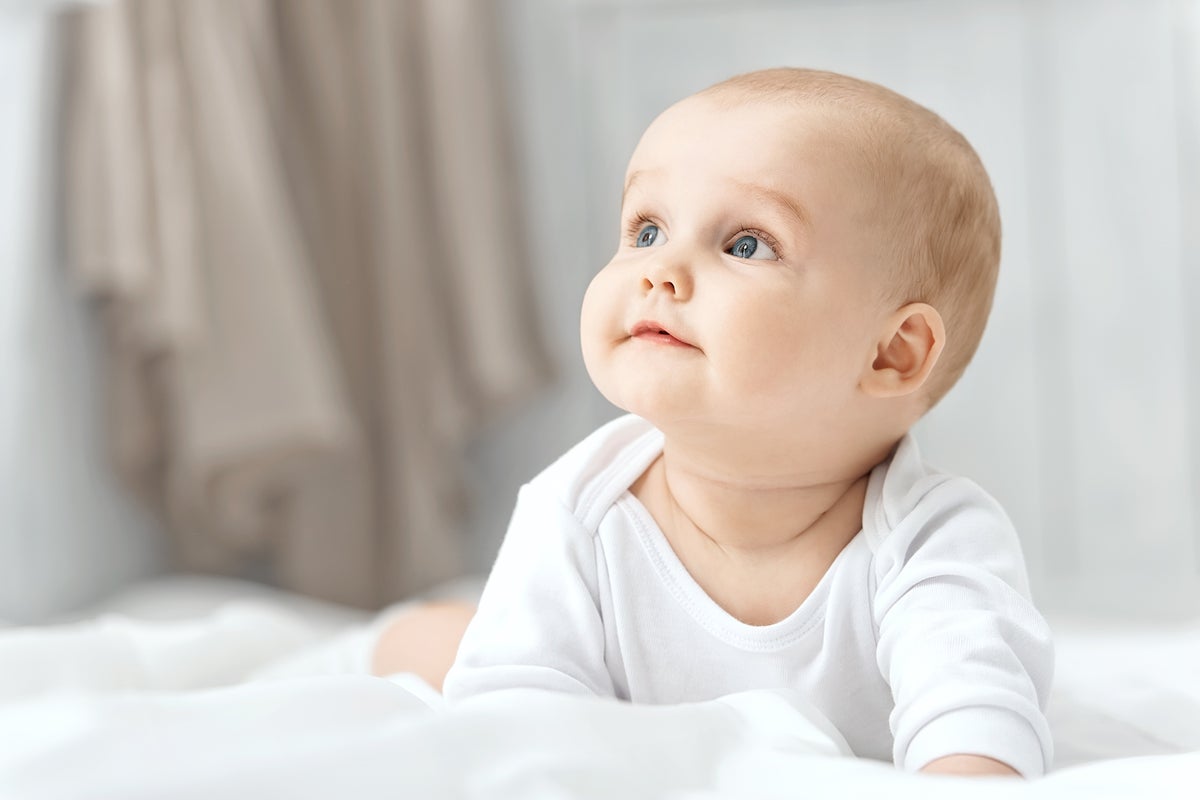 When your baby learns to walk could already be in their genes