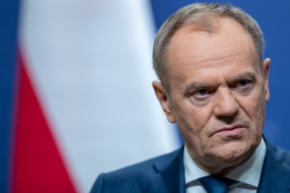 Polish president criticizes government's no-asylum-for-irregular-migrants plan as a 'grave mistake'